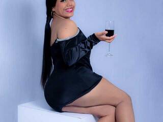 צ'אט וידאו ארוטי chandraroy-