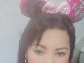 צ'אט וידאו ארוטי CHANEL-RD