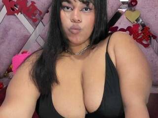 צ'אט וידאו ארוטי Nayara_Hanni