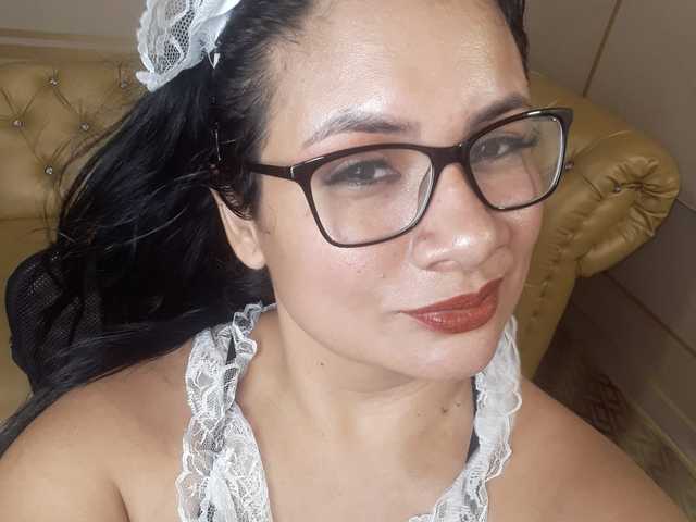 תמונה של הפרופיל Chantal-milf