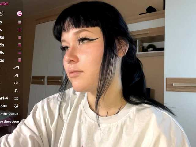 צילומי מסך משודרים CharlaJarman