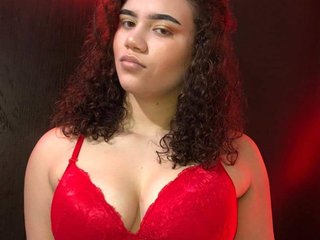 צ'אט וידאו ארוטי charlotewillo