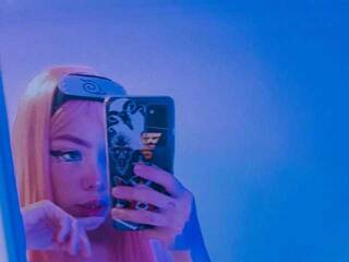 צ'אט וידאו ארוטי charlotte27