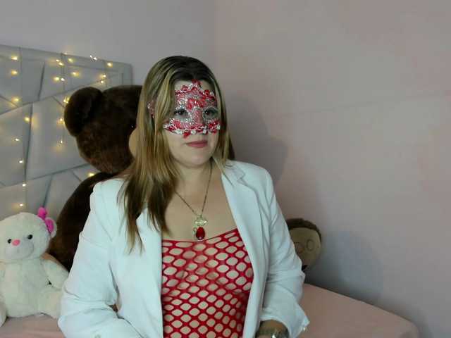 צילומי מסך משודרים CharlotteClose
