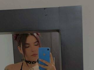 צ'אט וידאו ארוטי charlotttehans