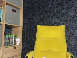 צ'אט וידאו ארוטי charmingaura1
