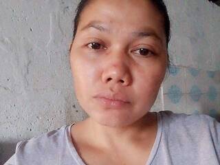 צ'אט וידאו ארוטי Charmingg1