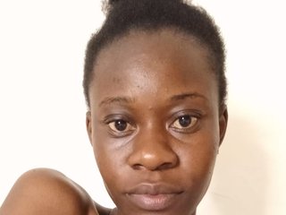 צ'אט וידאו ארוטי charmychassy27