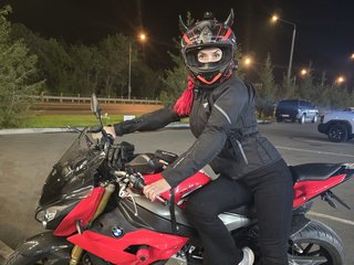 צ'אט וידאו ארוטי Charodeyka