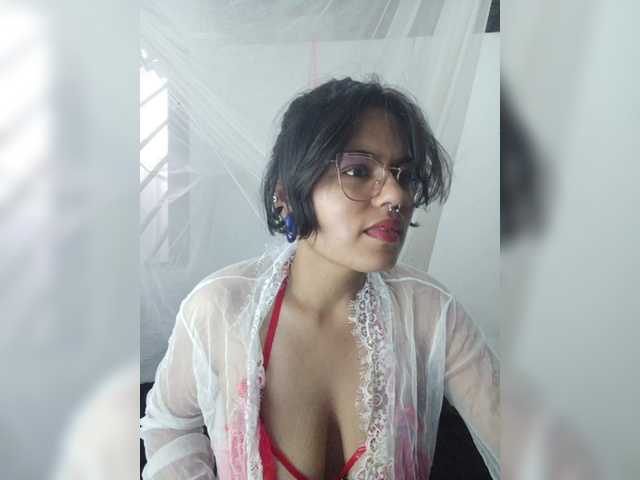 צילומי מסך משודרים CherryAangela