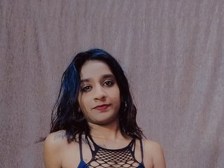 צ'אט וידאו ארוטי cherryindian4u