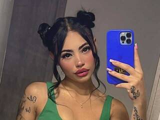 צ'אט וידאו ארוטי cherrymodel