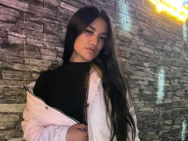 תמונה של הפרופיל Chiara-tay