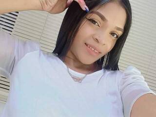 צ'אט וידאו ארוטי chiara01