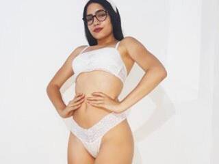 צ'אט וידאו ארוטי chicalatinad