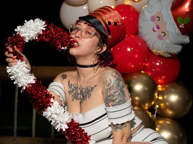 תמונה של הפרופיל chloe-rosse