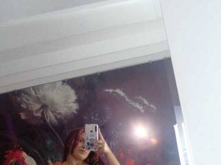 צ'אט וידאו ארוטי CHLOELODGE