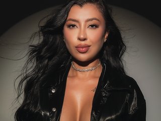 צ'אט וידאו ארוטי ChloeManson