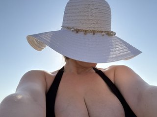 צ'אט וידאו ארוטי ChloeMelons