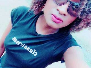 צ'אט וידאו ארוטי chocolatebella