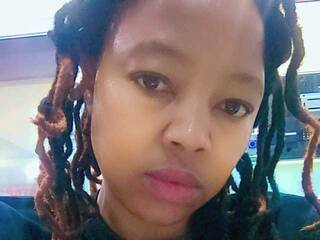 צ'אט וידאו ארוטי Chocolatelipsx