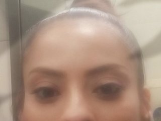 צ'אט וידאו ארוטי Christinamyarch