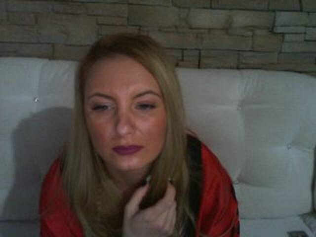 צילומי מסך משודרים ChristinaHotX