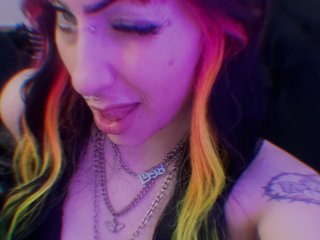 צ'אט וידאו ארוטי ChrryFoxx