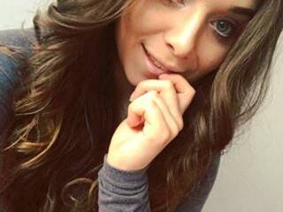 צ'אט וידאו ארוטי CindyKiss20