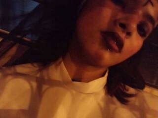 צ'אט וידאו ארוטי ClaryCats