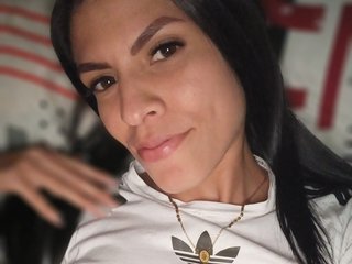 צ'אט וידאו ארוטי Claudia95a