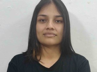 צ'אט וידאו ארוטי ClhoeSmith