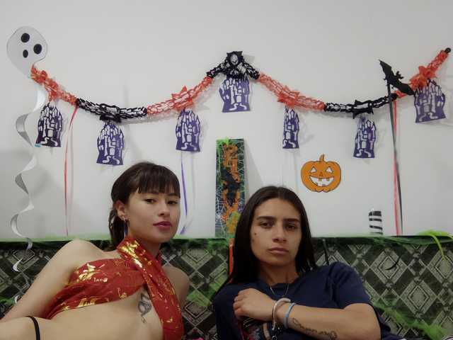 תמונה של הפרופיל clhoeyviolett