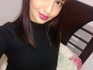 צ'אט וידאו ארוטי cloethea