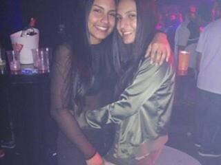 צ'אט וידאו ארוטי CloverTwin