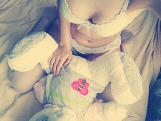 צ'אט וידאו ארוטי Cocainepupper