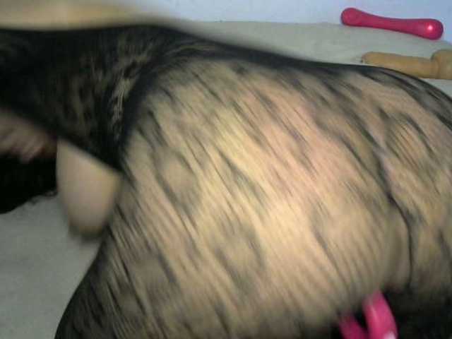 צילומי מסך משודרים COLORFULPUSSY