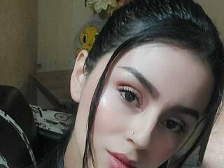 צ'אט וידאו ארוטי ConnieNK