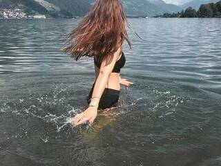 צ'אט וידאו ארוטי COOKIE-SAVAGE