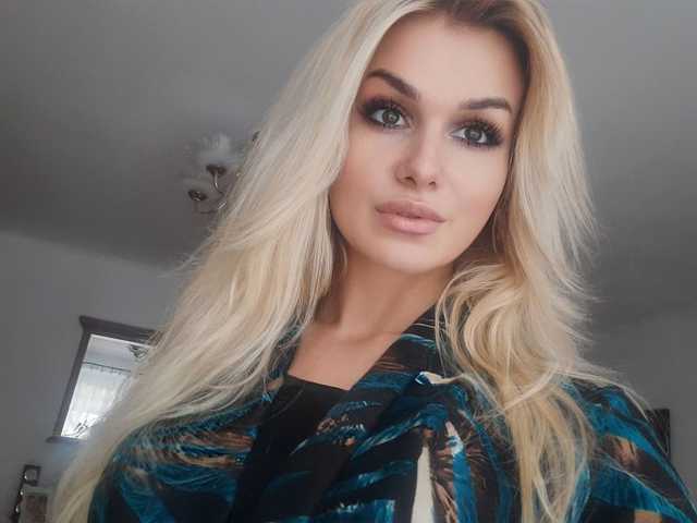 תמונה של הפרופיל Cornelia22hot