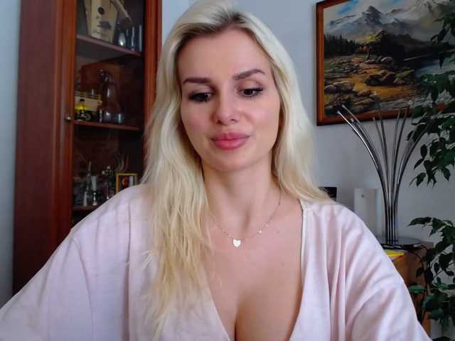 תמונות Cornelia22hot #babe #college #femdom #sugardaddy #fetish #blonde #fit #kinky #sweet #new