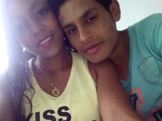 תמונה של הפרופיל couple551hot