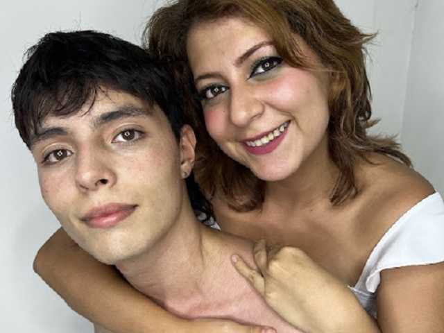 תמונה של הפרופיל couplemysterious