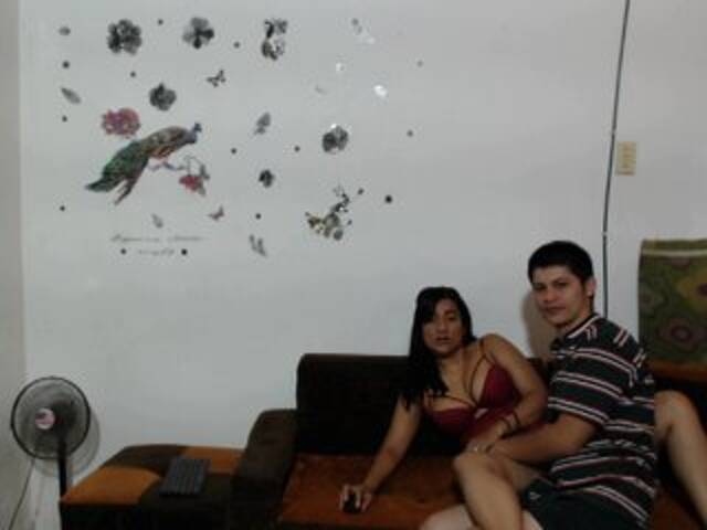 צילומי מסך משודרים COUPLESGAME