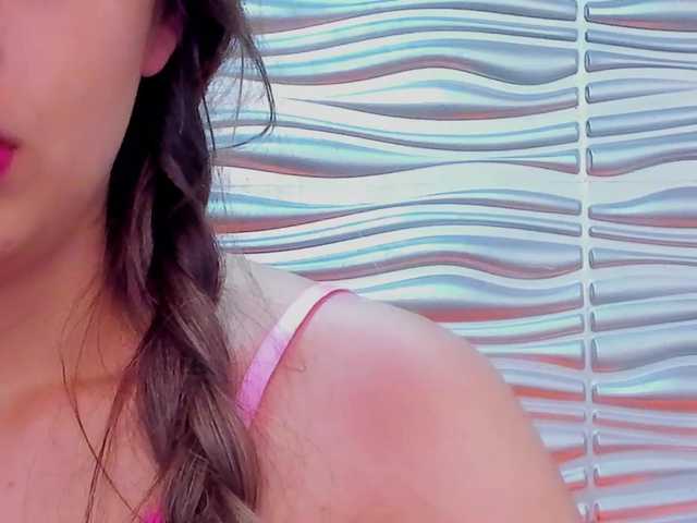 תמונות CourtneyHall Just reading you makes me so wet, do you want to make me cum? ⭐ Spanks + Blow job 444