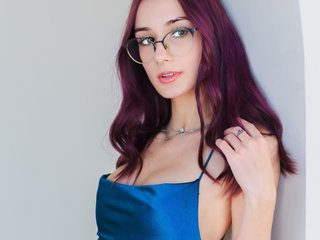 צ'אט וידאו ארוטי CozyMell