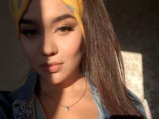 צ'אט וידאו ארוטי CandyDNA