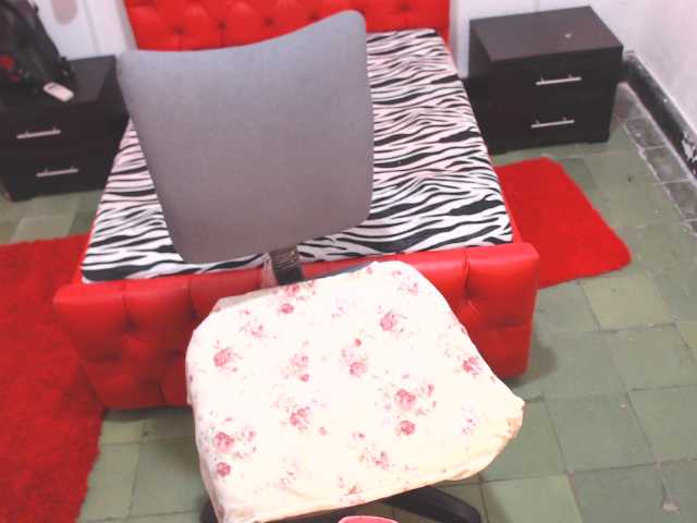 צילומי מסך משודרים CrazyEbony4u