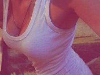 צ'אט וידאו ארוטי crazymichel