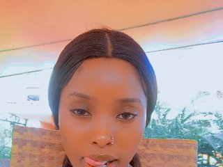 צ'אט וידאו ארוטי Creamcindy